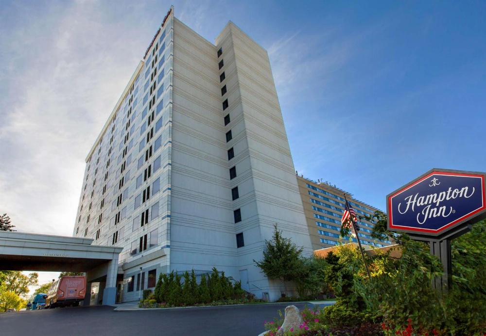 Hampton Inn By Hilton NY-JFK Main image