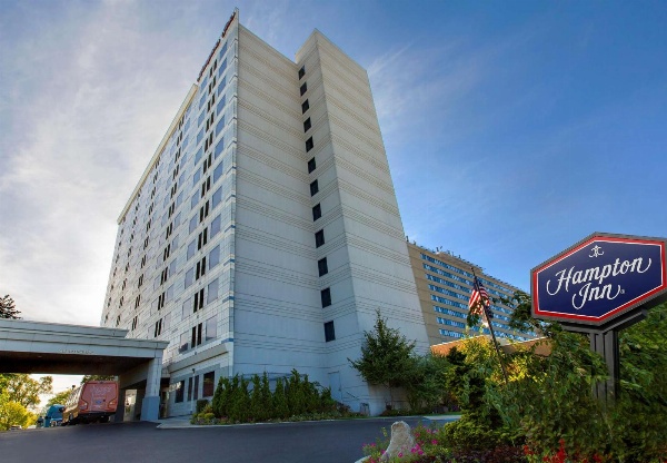 Hampton Inn By Hilton NY-JFK Main image